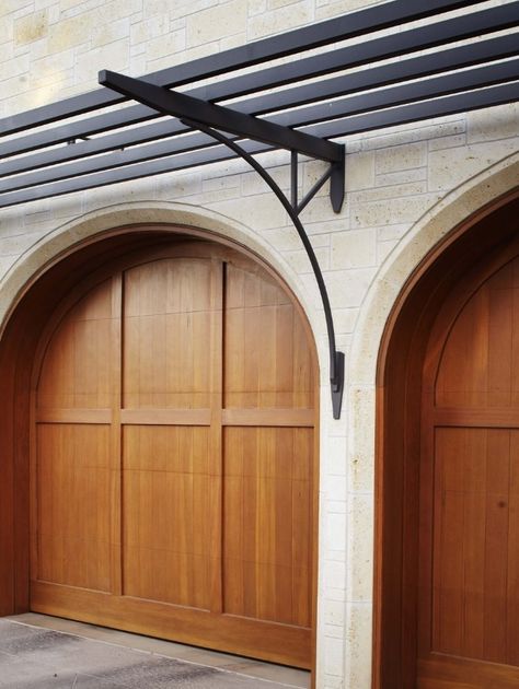 Wood garage doors with arch. Pergola Garage, Garage Trellis, Pergola Modern, Door Pergola, Pergola Outdoor, Garage Pergola, Wooden Garage Doors, Pergola Diy, Cheap Pergola