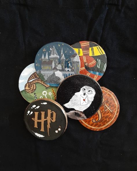 #harrypotter #harrypotterart #harrypotterartwork #smallart #smallartist #landscapepaintjourney #diy #diyart #diypresent #diyproject #harrypotteraesthetic Harry Potter Coasters, White Clay, Clay Crafts, Acrylic On Canvas, Coasters, Harry Potter, Paint, Canvas, White