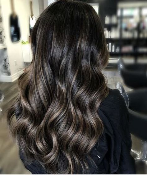 Brunette Looks, Falling Hair, Black Hair Balayage, Brown Ombre Hair, Bronde Hair, Hair Color Light Brown, Brunette Balayage Hair, Brunette Color, Brown Hair Balayage