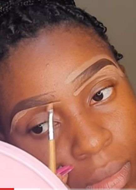 How To Fix Nails, Concealer Tips How To Apply Black Women, Nigerian Makeup Tutorial, Black Tie Makeup Looks, Nigerian Makeup, Makeup Tutorial Easy, Thicker Eyebrows, How To Do Eyebrows, Lashes Tutorial