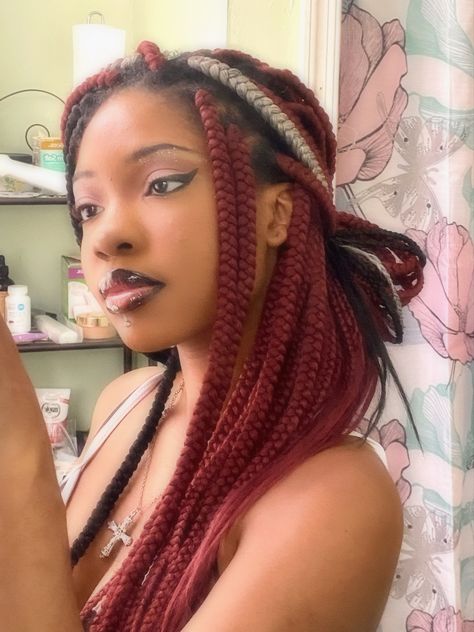 Black And Raspberry Hair, Raspberry Hair, Braids Styling, Monochrome Style, Box Braids Styling, Protective Style, Monochrome Fashion, Original Characters, Pink Makeup