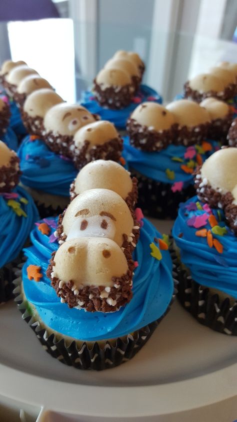 Hippo Party Ideas, Hungry Hippo Birthday Party, Hippo Themed Birthday Party, Hippo Birthday Party Ideas, Hippo Cupcakes, Hippo Birthday Cake, Hippo Cookies, Hippo Birthday Party, Zoo Cupcakes