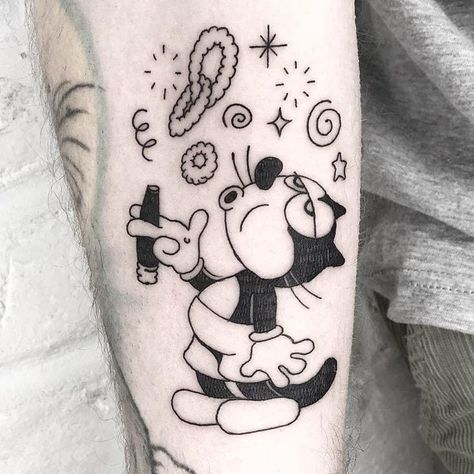 Old Cartoon Tattoos, Traditional Tattoo Halloween, Star Sleeve Tattoo, Egyptian Eye Tattoos, Animal Stencil Art, Arm Tattoos Drawing, Brother Tattoos, Bunny Tattoos, Cute Tiny Tattoos