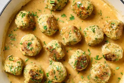 These are so irresistible. Garlic Butter Chicken Meatballs, Garlic Butter Meatballs, Butter Chicken Meatballs, Butter Meatballs, University Food, Skillet Chicken Parmesan, Delicious Meatballs, Chicken Parmesan Meatballs, Tasty Meatballs