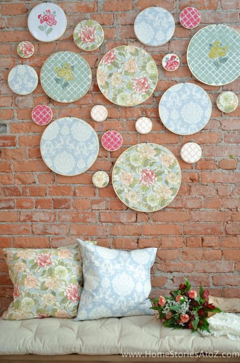 embroidery hoop wall art using waverly fabric Wall Embroidery, Embroidery Hoop Decor, Hoop Art Wall, Hoop Wall Art, Wall Art Tutorial, Embroidered Wall Art, Embroidery Hoop Art Diy, Fabric Walls, Embroidery Hoop Crafts