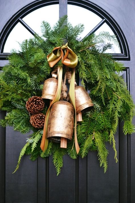 Wreath With Bells, Christmas Decor Ideas Outdoor, Christmas Decor Trends, Neutral Christmas Decor, Christmas Tours, The Sailor, Cow Bell, Christmas Porch, Christmas Decor Ideas