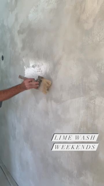 Lime Wash Paint shared a post on Instagram: "Natural & Textured Lime Wall Paint creates a matte velvety finish with tonal variations. 💫 First coat is rolled on. Second coat brushed in random strokes. ✨ Aesthetic and health benefits like plaster 💥 . . . . . . #limewash #limepaint #limewashpaint #textured #texturedwalls #nontoxicpaint #ecofriendlyliving #decorativepainting #decorativepaint #designerinspired #paintingvideo #wallfinishes #walldesign #remodelingideas #homeremodel #homeremodeling Lime Plaster Texture, Strokes Aesthetic, Lime Wash Paint, Lime Wall, Lime Wash Walls, Lime Wash, Limewash Paint, Zen Den, Lime Paint