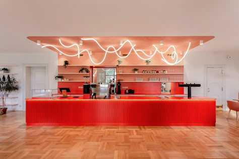 Bar Counter Design Restaurant Modern, Chalet Interior Modern, Red Restaurant, Midcentury House, House Cafe, Asian Furniture, Traditional Houses, One Republic, Traditional Farmhouse