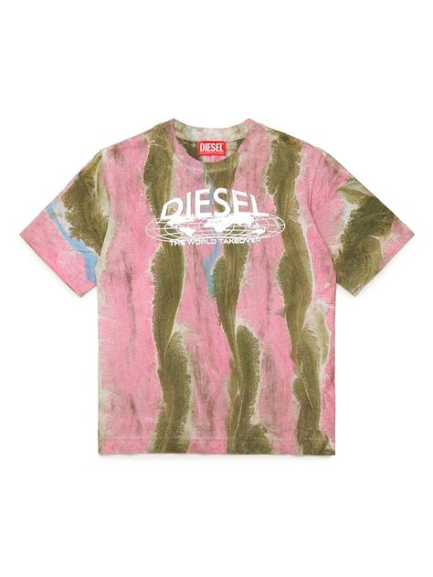 pink cotton jersey texture logo print to the front abstract pattern print logo tag crew neck short sleeves straight hem Any differences between the piece pictured and the one you receive are symbols of its premium craftsmanship, quality and uniqueness. Diesel T Shirts, Water Transfer, Stylish Boys, Mein Style, Sweatshirt Shirt, Mini Me, Logo Graphic, Boys T Shirts, Mens Denim