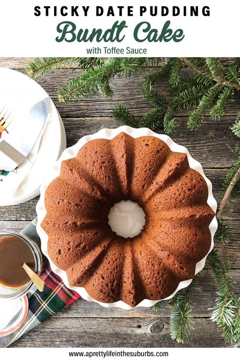 Cake With Dates, Pudding Bundt Cake, Toffee Pudding Cake, Classic Christmas Dessert, Sticky Toffee Pudding Cake, Sticky Pudding, Sticky Date, Delicious Holiday Desserts, Pumpkin Spice Bread