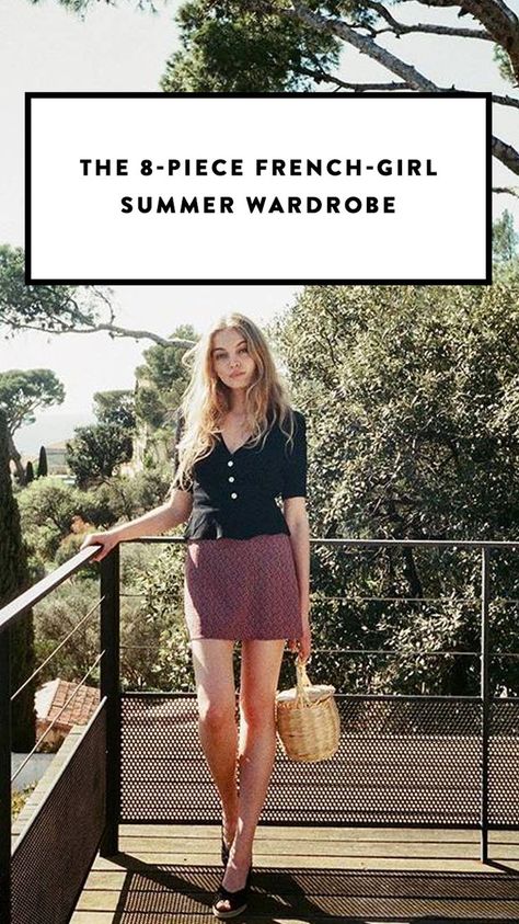 French girl summer wardrobe. French Girl Summer Aesthetic, French Summer Work Outfits, French Countryside Aesthetic Outfits, French Girl Outfits Summer, Summer French Fashion, French Summer Wardrobe, French Fashion Women Summer, French Country Outfit, Parisian Outfits Summer