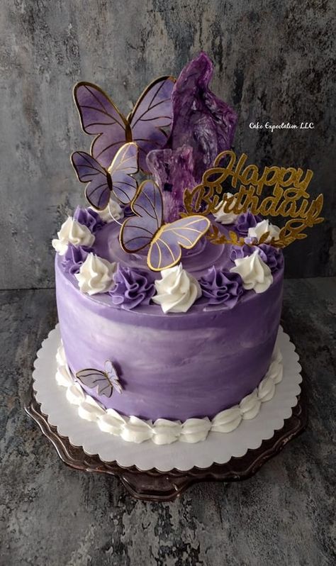 Butterfly Cake Lavander, Purple And Gold Cakes Birthday For Women, Purple And Gold Sweet 16 Cake, Purple Cake Butterfly, Purple And Gold Butterfly Theme, Purple And Gold Butterfly Cake, Sweet 16 Purple Theme Cake, Purple 16th Birthday Cake, Butterfly Birthday Cake For Women