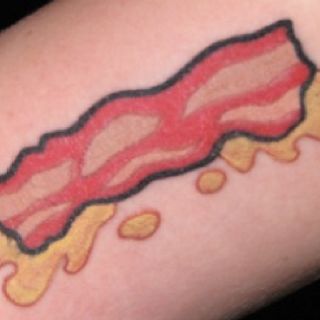 Mmmm bacon Bacon Tattoo, Bro Tattoos, Hipster Tattoos, Hipster Tattoo, Weird And Funny, Tattoo Old School, Food Group, Old School Tattoo, Tattoo Stencils