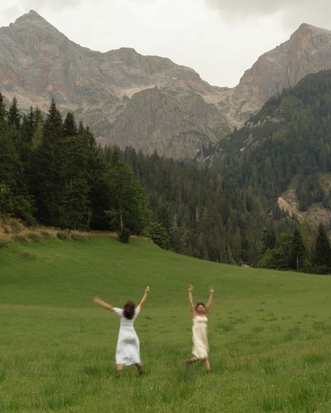 painting the mountains with wild joy / @natanja.eilen & I running around rolling green hills last August, taken with a self timer ⛰️🌞🫶🏻 #austria #austrianmountains #mountains #motionblur #portraitphotography #salzburgerland #creativeselfportrait #selfportrait Creative Self Portraits, Mountains Aesthetic, Green Hills, Motion Blur, Successful Women, Photo Inspo, Self Portrait, The Mountain, Austria