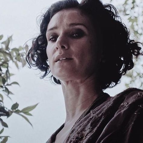 Ellaria Sand, Indira Varma, Fire And Ice