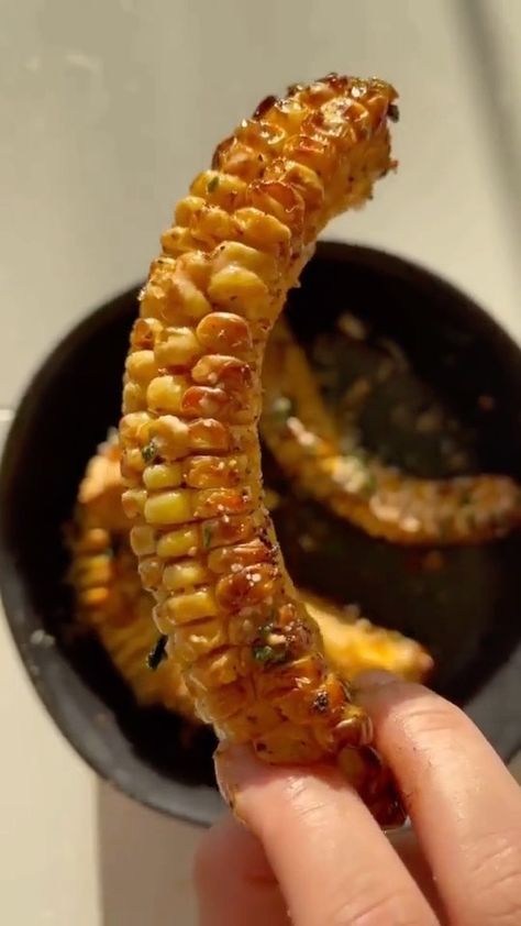 foodydoses on Instagram: Corn ribs 🌽 • I swear I’ll follow @foodydoses (follow us you swore😉) • 🎥 via @spiced.nice Spiced Nice, Corn Ribs, Healthy Corn, Homemade Chipotle, Ribs Recipe, Adobo Sauce, Rib Recipes, Super Yummy, Food Trends