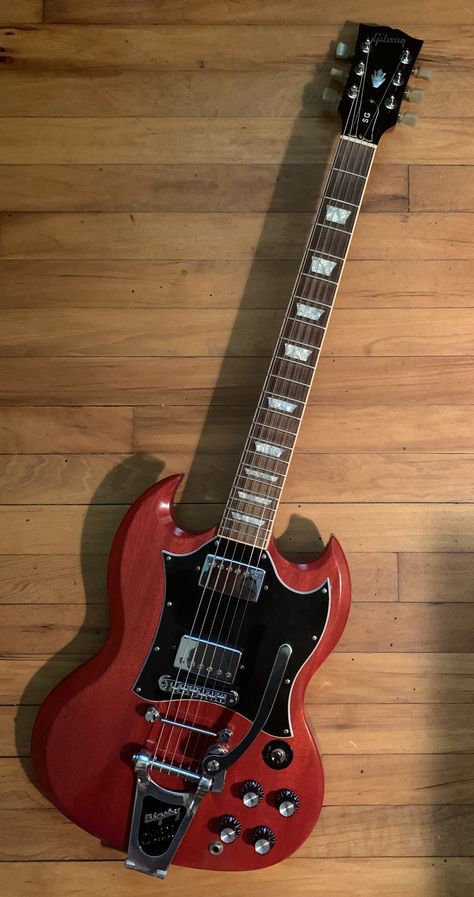 W/Towner & Bigsby B3 Electric Guitar Designs, Bass Guitars, Red Electric Guitar, Gibson Sg Standard, Electric Guitar Design, Guitar Obsession, Gibson Sg, How To Play Drums, Cool Electric Guitars