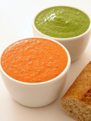 These red and green Canarian mojo sauce recipes are easy to make with simple ingredients and totally authentic! With a Nutribullet, you can make the sauces in literally seconds and they go well with everything - meat, fish or vegetables! Plus, they're healthy! What more could you want from homemade sauces? Red Mojo Sauce Recipe, Mojo Sauce Recipe, Spicy Dips, Mojo Sauce, Beer Dinner, Keto Sauces, Dip Sauce, Nutribullet Recipes, Spanish Recipes