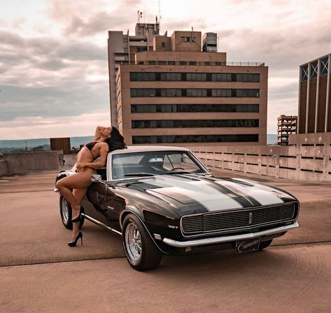 Muscle Car Photoshoot, Camaro Photoshoot, Race Car Photoshoot, Car Model Photoshoot, Racing Photoshoot, Car Model Poses, Car Photo Shoot, Vintage Camaro, Classic Car Photoshoot