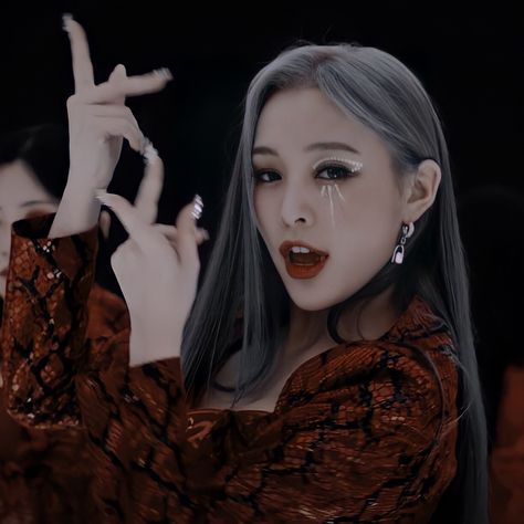 Dreamcatcher Kpop Makeup, Dreamcatcher Icons Kpop, Gahyeon Icons, Dream Catcher Icons Kpop, Dreamcatcher Kpop Edit, Dreamcatcher Odd Eye, Dreamcatcher Icons, Gahdong Dreamcatcher, Kpop Icons Aesthetic