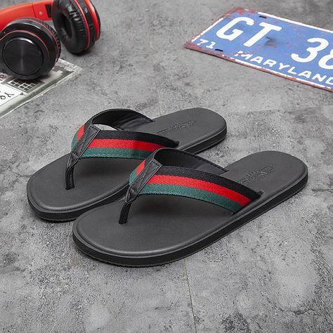 Slippers men's trendy sandals Quality inspection unit: SGS Style: open toe Sole technology: Viscose shoes #onlioneshopping #onlinestore Mens Slippers Fashion Style, Trendy Slippers, Outdoor Couple, Slides Slippers, Trendy Sandals, Summer Flip Flops, Fashion Slippers, Shoes Summer, Fashion Sandals