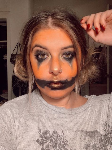 Jack Lantern Costume, Pumpkin Face Halloween Makeup, Scary Jack O Lantern Makeup, Jack O Lantern Faces Makeup, Jack O Lantern Costume Women, Simple Pumpkin Makeup, Jack O Lantern Makeup Easy, Pumpkin Costume Makeup, Easy Pumpkin Makeup Halloween