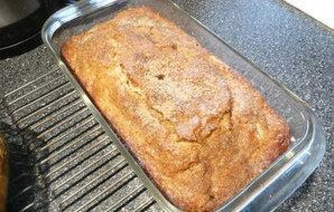 Pear Cardamom Bread Bread Apple Pie, Cardamom Bread Recipe, Pear Cardamom, Cardamom Bread, Non Chocolate Desserts, Pear Bread, Apple Pie Bread, Baking Breads, Pumpkin Banana Bread