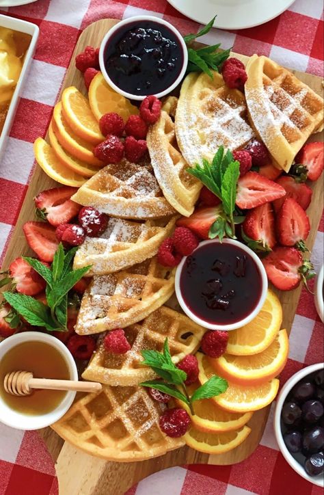 Waffles And Fruit, Strawberry Appetizers, Hosting Brunch, Fruit Box, Brunch Time, Banana Blueberry, Breakfast Buffet, Strawberry Banana, Brunch Party