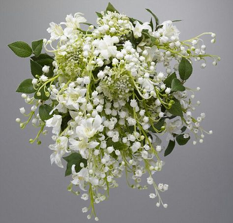 Kate Middleton's Wedding Bouquet. Royal Wedding 2011, Kate Middleton Wedding Dress, Middleton Wedding, Kate Middleton Wedding, Valley Flowers, Sweet William, Royal Wedding Dress, Royal Weddings, Bride Bouquets