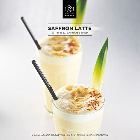 Saffron Latte with 1883 Saffron syrup #spicy #Latte #barista Saffron Drink, Saffron Latte, Saffron Syrup, Coffee Tiramisu, Saffron Recipes, Drink List, Interesting Recipes, Food Decoration, Tea House