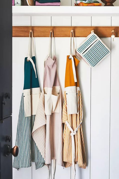 Apron Photography, Apron Hanger, Homemade Aprons, Modern Aprons, Striped Apron, Anthropologie Home, Kitchen Textiles, White Apron, Aprons Patterns