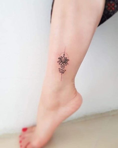 Anklet Tattoos For Women, Simple Tattoos For Women, Anklet Tattoos, Foot Tattoos For Women, Small Arm Tattoos, Wrist Tattoos For Women, Small Hand Tattoos, Cute Tattoos For Women, Discreet Tattoos