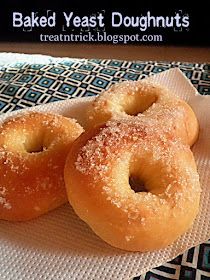 Yeast Doughnuts, Baked Doughnut Recipes, Yeast Donuts, Homemade Donuts Recipe, Baked Doughnuts, Baked Donut Recipes, Homemade Donuts, Doughnut Recipe, Baked Donuts