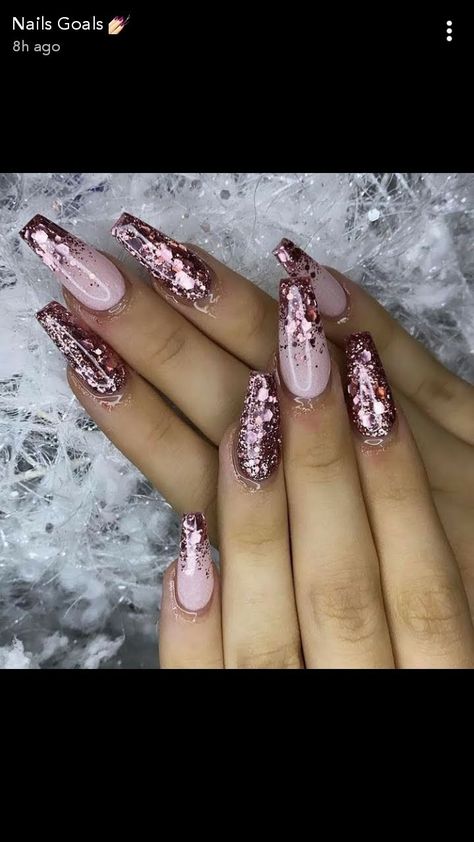 Nails Design With Rhinestones, Rose Gold Nails, Pretty Nail Designs, Pretty Nail Art Designs, Flower Nail, Flower Nail Art, Nail Designs Glitter, Sparkly Nails, Pink Acrylic Nails