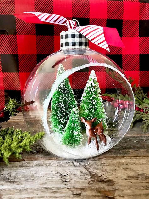 Easy Handmade Ornament - Bottle Brush Tree Diorama - Clumsy Crafter Clear Christmas Ornaments, Glitter Ornaments Diy, Christmas Diorama, Cheap Christmas Diy, Diy Christmas Ornament, Curated Decor, Diy Christmas Tree Ornaments, Bottle Brush Tree, Easy Handmade