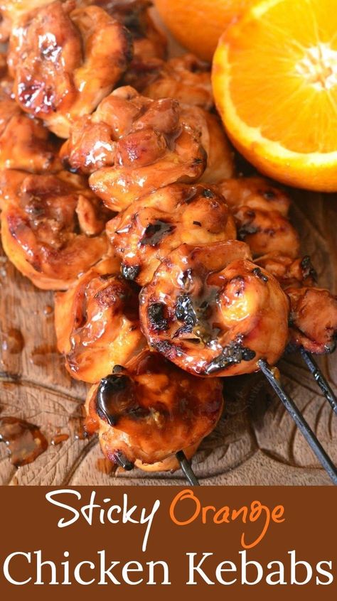 Sticky Orange Chicken Kebabs. Juicy, tender, flavorful chicken thigh kebabs made on a grill with a sweet and spicy orange sauce. Sticky Orange Chicken, Kebabs Skewers, Barbecue Chicken Recipe, Doner Kebab, Sauce Chicken, Kabob Recipes, Orange Glaze, Chicken Kabobs, Orange Sauce