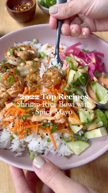 Taylor Dadds on Instagram: "Top 2022 recipes from the blog! Up first are these Shrimp Rice Bowls with Spicy Mayo🤩 these make for an easy weeknight dinner & packed with flavor. a lot that’s easy to go ahead & meal prep too. add this to your list to make in the new year! follow @onebalancedlife for more easy recipes! Grab the full recipe at the link in my bio or by searching “Shrimp Rice Bowls” on onebalancedlife.com" Recipes Chili, Pasta Bread, Shrimp Rice, Bread Sandwich, Healthy Bowls Recipes, Cooking Lunch, Shrimp And Rice, Spicy Mayo, Healthy Bowls