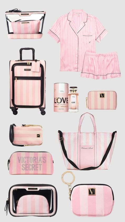 Victoria Secret Accessories, Vs Suitcase, Victoria Secret Clothing, Vs Models Aesthetic, Profumo Victoria Secret, Victoria's Secret Aesthetic, Wishlist Christmas, Victoria's Secrets, Pretty Pink Princess