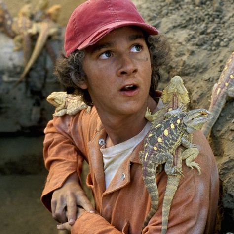 Stanley Yelnats, Holes Movie, Holes Book, 1990s Movies, Family Films, Leagues Under The Sea, Shia Labeouf, Disney Live Action, Good Movies To Watch