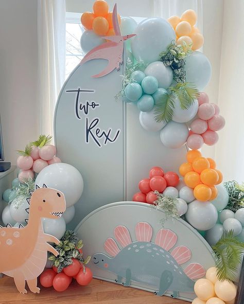 Nothing puts a smile on my face faster than hearing from a repeat client. We love watching your families grow, and crafting the backdrop… | Instagram Baby Dinosaur Party, Dinosaur Birthday Theme, Ocean Birthday Party, Flower Birthday Party, Dinosaur Balloons, Bridal Shower Balloons, Boys 1st Birthday Party Ideas, Baby Birthday Decorations, Its A Boy Balloons