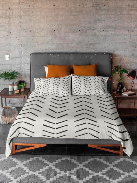 African Mudcloth Antique White Black Boho Duvet Cover | Etsy Bohemian Dorm Rooms, Boho Chic Bedding, Bohemian Bedding Sets, Boho Duvet Cover, Black Duvet, Boho Duvet, Dorm Room Bedding, Black Duvet Cover, Fashion Crafts