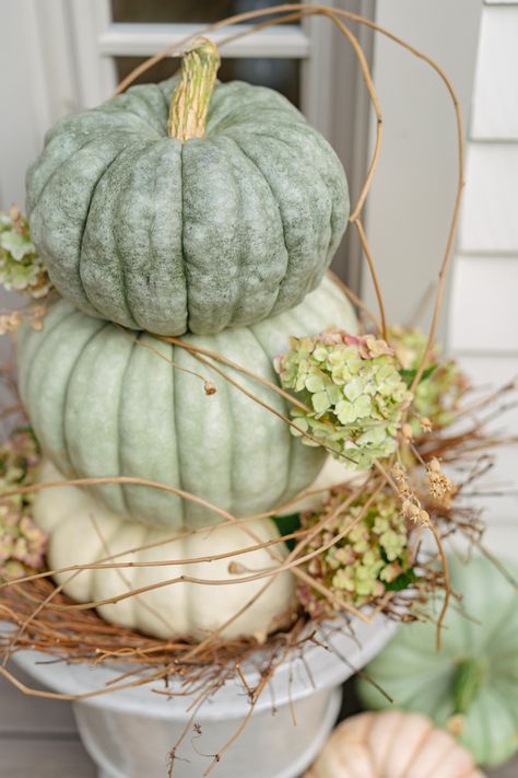 Pumpkin Stack Planters - Finding Lovely Finding Lovely, Studded Pumpkin, Minimalist Fall Decor, Pumpkin Fairy House, Green Pumpkins, Natural Fall Decor, Pumpkin Stack, Pumpkin Planter, Pretty Pumpkins