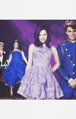 Disney Descendants Ben and Mal - Wattpad Ben And Mal, Descendants Ben, Mal Costume, Dianne Doan, Descendants Mal, Descendants Wicked World, Descendants Characters, Descendants 1, Disney Channel Movies