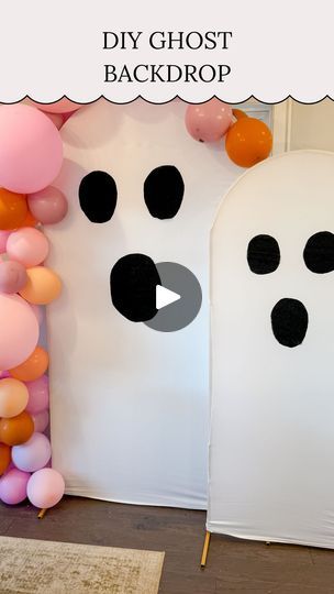 Ghost Backdrop, Diy Halloween Backdrop, Ghost Theme Party, Cute Backdrops, Halloween Party Backdrop, Pumpkin Song, Diy Ghost, Halloween Party Photo, Diy Photo Backdrop