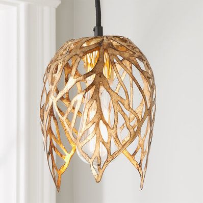 Lampe Art Deco, Diy Lampe, Bedroom Pendant, Pendant Lighting Bedroom, Shades Of Light, Leaf Pendant, Decoration Christmas, Decoration Design, Art Class