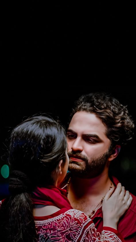 #falaknamdas #viswaksen Cute Movie Scenes Couple, Scene Couple, Lyrics Images, Status Photo, New Movie Images, Couple Wallpaper Relationships, Song Images, Cute Movie Scenes, Romantic Couple Images