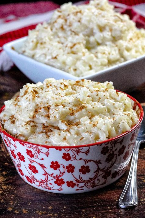 Creamy Stovetop Rice Pudding Stovetop Rice Pudding, Stovetop Rice, Traditional Easter Desserts, Rice Pudding Recipes, Creamy Rice Pudding, Creamy Rice, Winter Desserts, Chicken Fried Rice, Just A Pinch