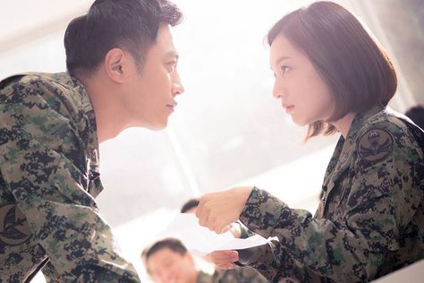 Descendants of the Sun - And The Show Must Go On Seo Dae Young, Descendants Of The Sun Wallpaper, My Shy Boss, Songsong Couple, Bi Rain, Descendants Of The Sun, Jin Goo, K Wallpaper, Song Joong