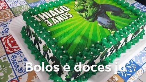 Bolo de  chantilly  e papel de arroz tema Hulk   https://m.facebook.com/felizardojulianabolosdoces/ Bolo Do Hulk, Bolo Hulk, Hulk, Cake