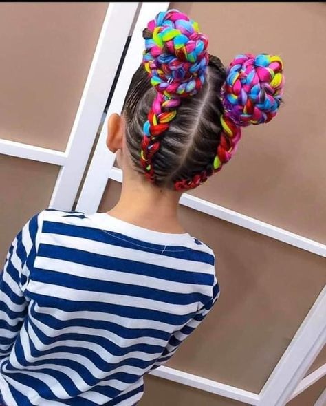 Short Braid Hairstyles, Short Braid, Clown Hair, Fun Hairstyles, Hairstyles Girl, Kids Hairstyle, Hairstyles For Girls, Wacky Hair Days, Hair Kids